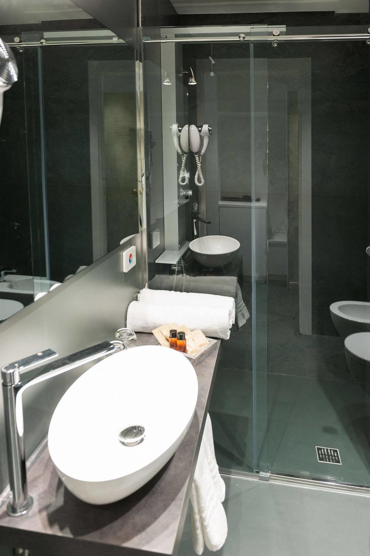 Residenza Monfy Hotel Roma Exterior foto